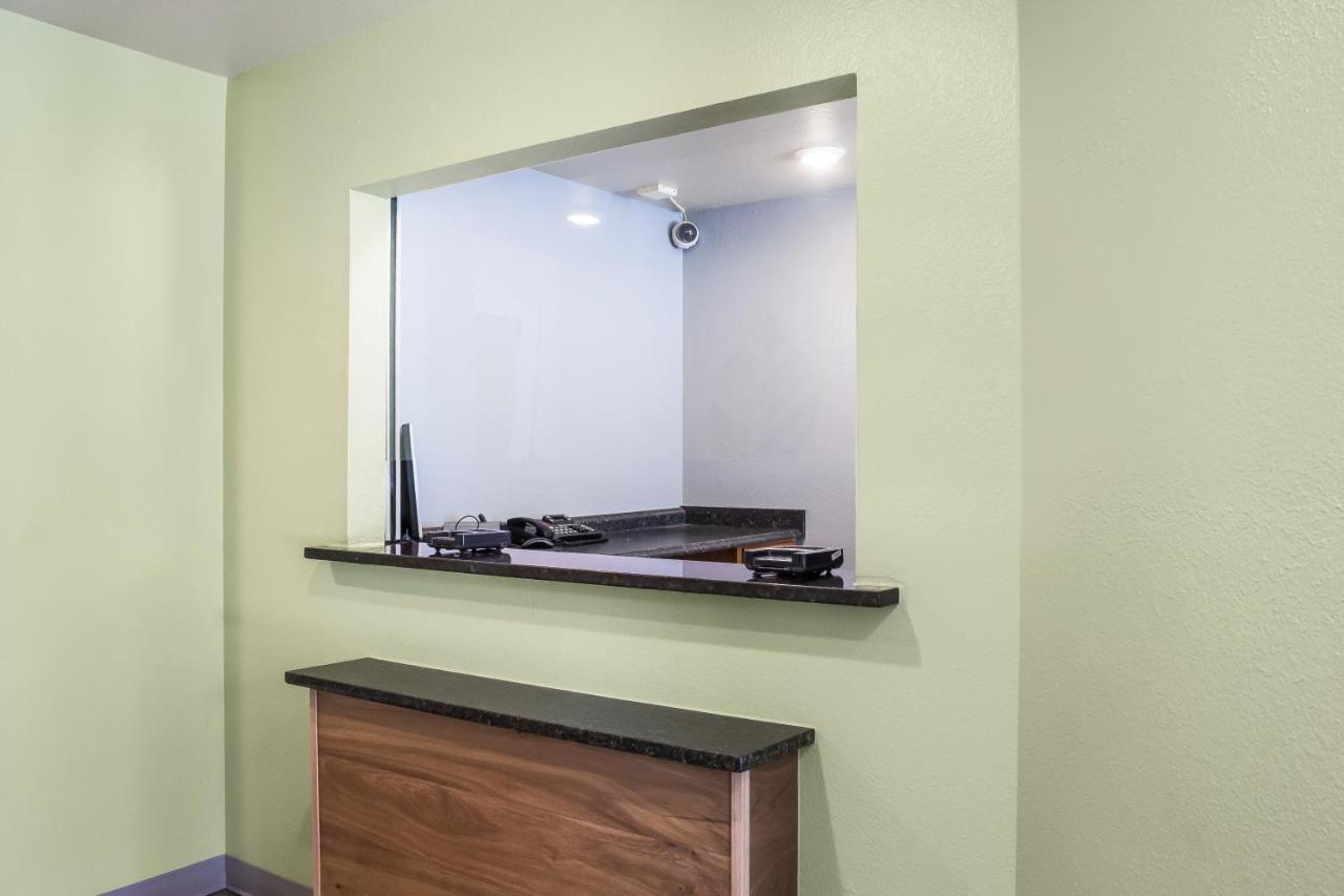 Woodspring Suites Amarillo East I-40 Екстер'єр фото
